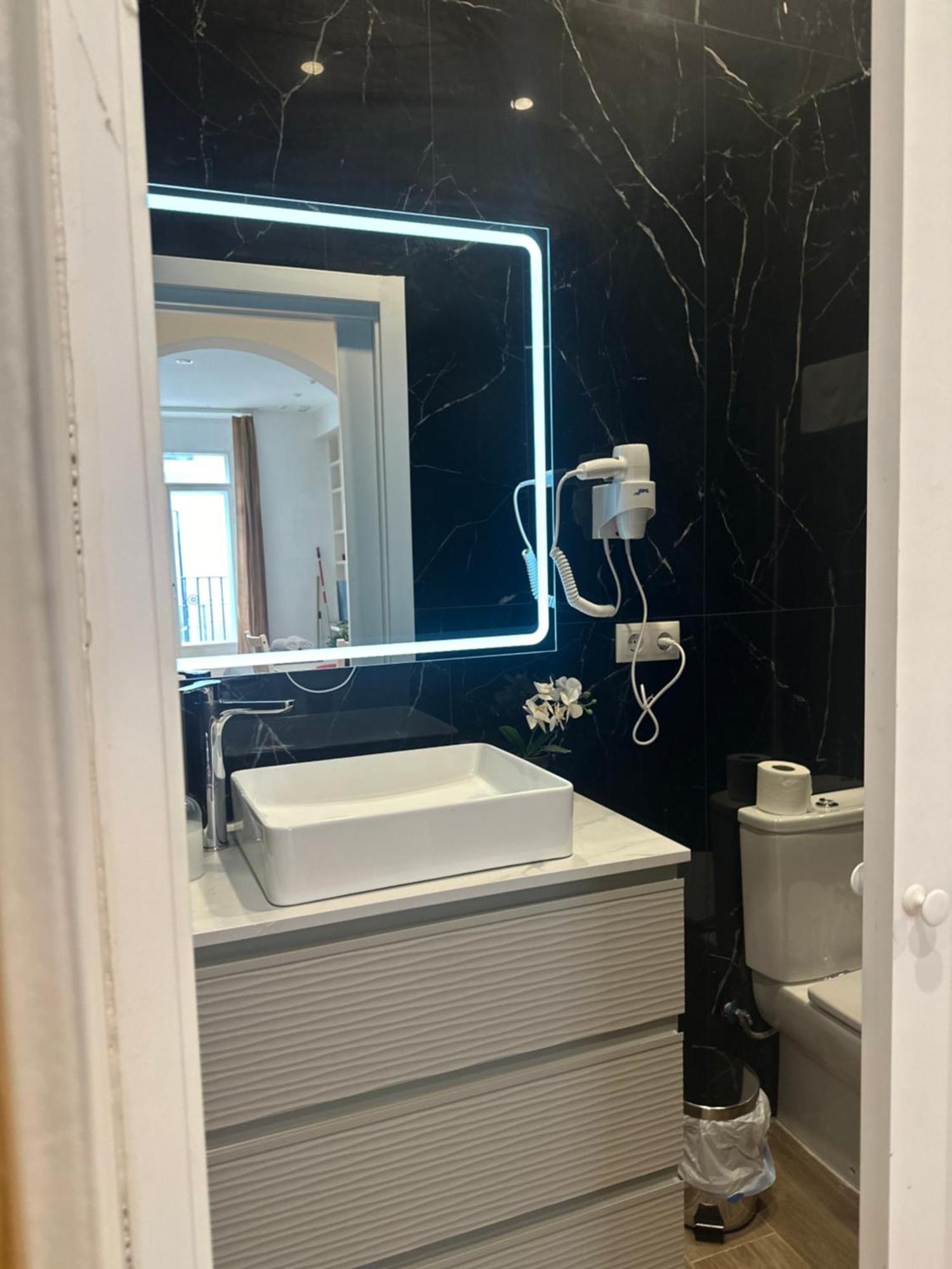 Piso Centro Madrid Infantas Lägenhet Exteriör bild