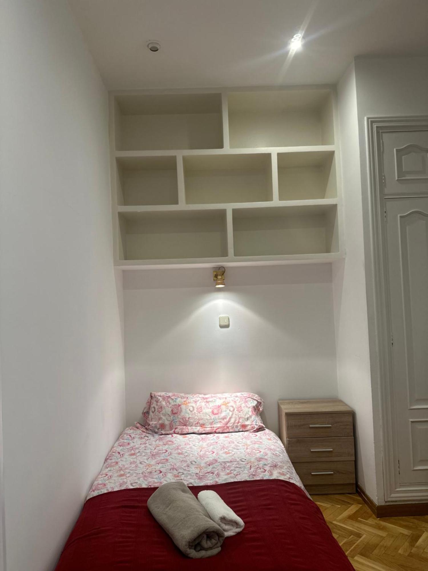 Piso Centro Madrid Infantas Lägenhet Exteriör bild